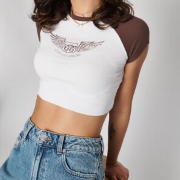 GARAGE graphic design stormi tee - Picture 4 of 4